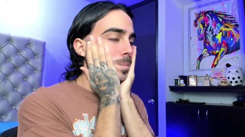 Snapshot of novacry chatting on December 3, 11:54 am Nova online show from December 3, 11:54 am