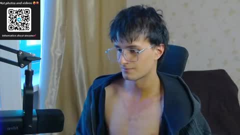 Nuar X online show from March 22, 3:17 pm