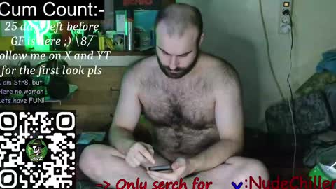 Snapshot of nudechiller chatting on December 31, 12:46 pm Vinz... online show from December 31, 12:46 pm