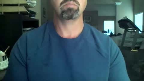 nvrenuff1979 online show from November 19, 12:49 pm