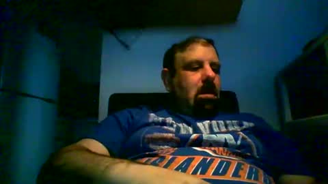 nyisles00 online show from February 17, 3:42 pm