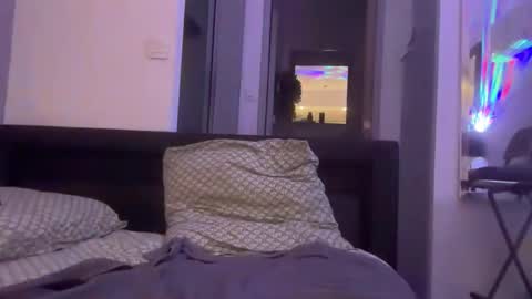 nykos69 online show from October 5, 2:04 am