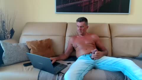 Marc online show from August 4, 11:59 am