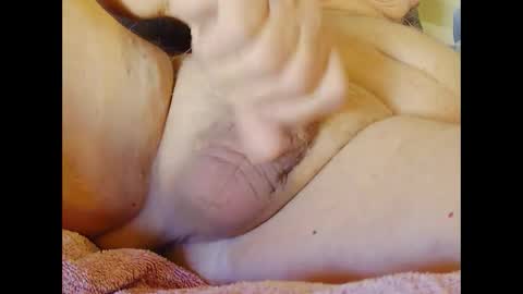 Snapshot of obx4sunanfun60 chatting on March 3, 3:24 pm obx4sunanfun60 online show from March 3, 3:24 pm