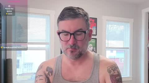 Office Dad online show from November 21, 7:46 pm