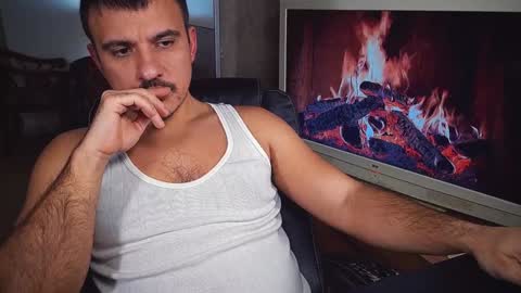 officeman7 online show from December 31, 4:14 pm