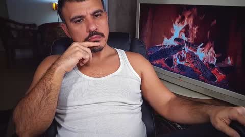 officeman7 online show from December 25, 5:15 pm