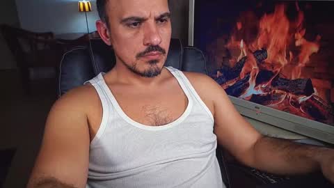 officeman7 online show from February 4, 6:38 pm