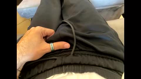 Snapshot of oggs48 chatting on October 15, 1:19 pm oggs48 online show from October 15, 1:19 pm