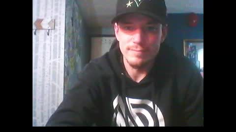 who dares  toss me some  tips lets have fun online show from January 13, 7:10 pm