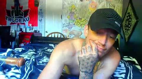 who dares  toss me some  tips lets have fun online show from September 21, 11:38 pm