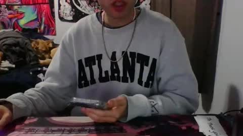 Cam0819 online show from February 20, 5:48 am