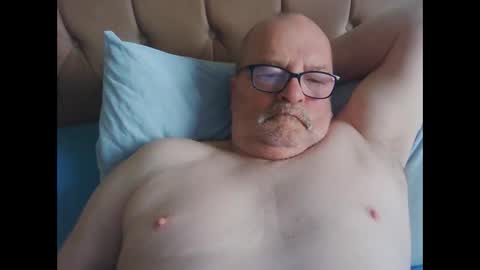 old_fkr online show from December 15, 10:28 am