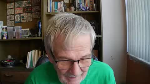 old_javacoder online show from June 12, 10:46 am