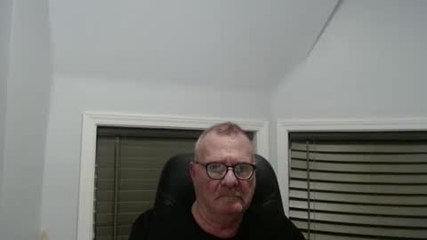 oldguybigd online show from October 21, 5:54 am