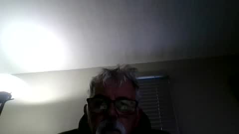 OldMIGUY online show from November 29, 9:39 pm