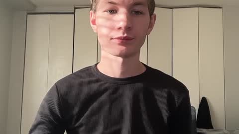 Oliver Beck online show from December 12, 5:37 pm