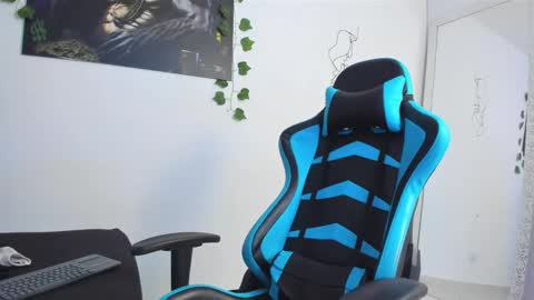 Oliver bray online show from March 5, 2:14 am