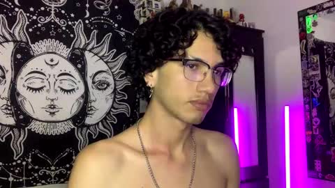 Oliver fast online show from December 16, 3:57 am