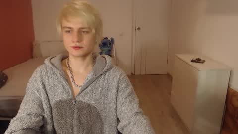 Oliver online show from January 17, 2:25 am