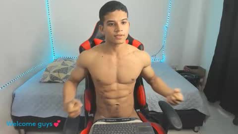 oliver thompsson online show from December 2, 9:18 pm