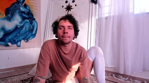 Mr Blue Sky online show from February 2, 9:34 pm