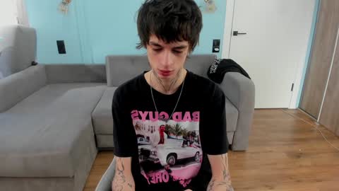 oliverrgroove online show from January 12, 8:25 am