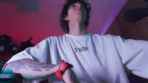     online show from September 11, 6:01 am