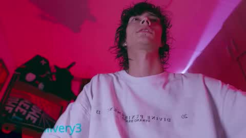     online show from December 4, 4:08 am