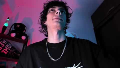     online show from March 5, 3:08 am