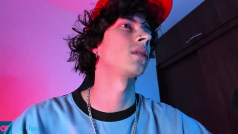     online show from January 5, 3:11 am