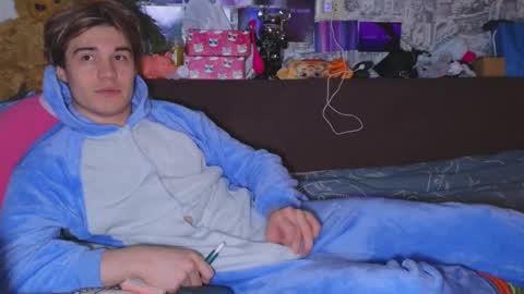 Tony online show from March 6, 7:54 pm