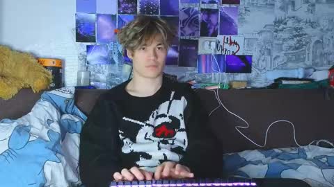 Tony online show from February 9, 8:24 pm