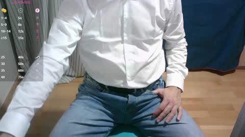 Snapshot of omar87ram chatting on January 24, 9:58 pm Omar online show from January 24, 9:58 pm