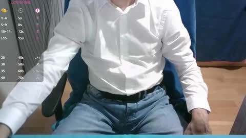 Snapshot of omar87ram chatting on January 17, 11:11 pm Omar online show from January 17, 11:11 pm