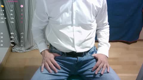 Snapshot of omar87ram chatting on January 25, 8:21 am Omar online show from January 25, 8:21 am