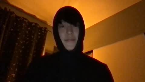 ominz online show from March 24, 8:52 am