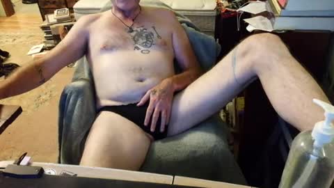 onehandwashestheother online show from August 9, 4:29 am