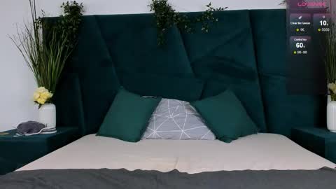 Snapshot of only_eric chatting on September 15, 2:18 pm Erick  online show from September 15, 2:18 pm