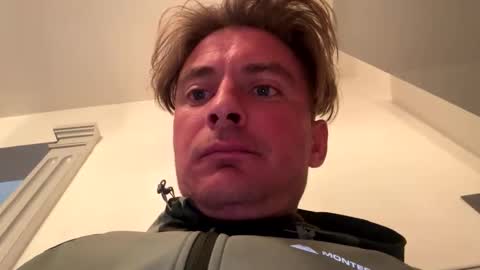 onlyloveyoutwice2016 online show from April 4, 11:02 pm