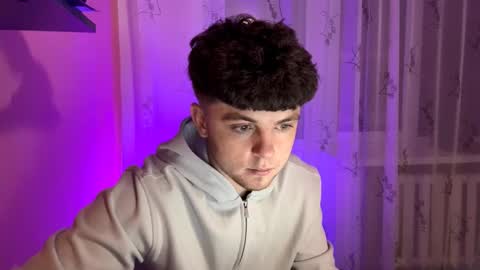 Mike online show from November 10, 9:09 pm