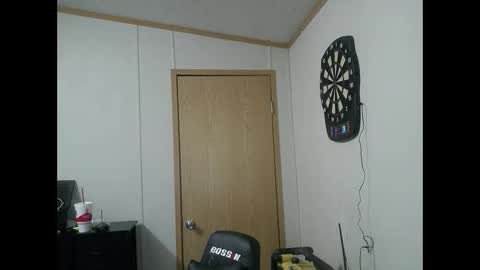 orgasmgiver9090 online show from January 18, 5:42 am