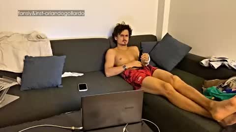 Fansly and Instagram -  online show from September 30, 2:31 pm