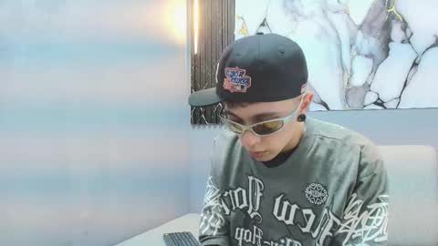 Snapshot of orus_241 chatting on October 23, 9:40 pm orus_241 online show from October 23, 9:40 pm