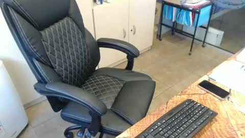 Oscar online show from September 23, 5:12 pm