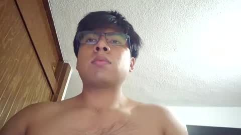 Oscar L online show from January 20, 7:36 am