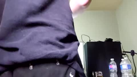 OsoFroze online show from December 15, 2:19 am