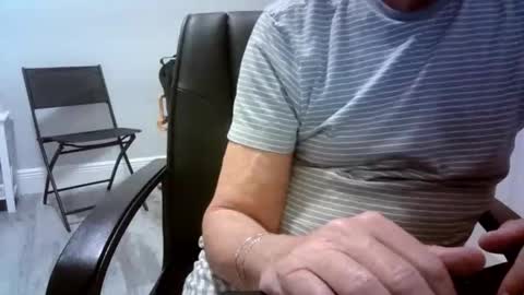 Ossi online show from March 26, 2:26 am