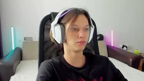 Ostin online show from February 14, 7:36 am