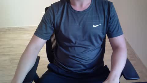 outroemail1807 online show from April 13, 7:36 pm